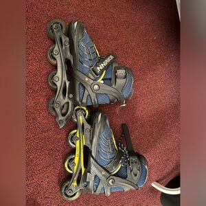Schwinn ABEC-5 Inline Skates Blue
Roller Blades Boys Youth Adjustable
SzTto 4